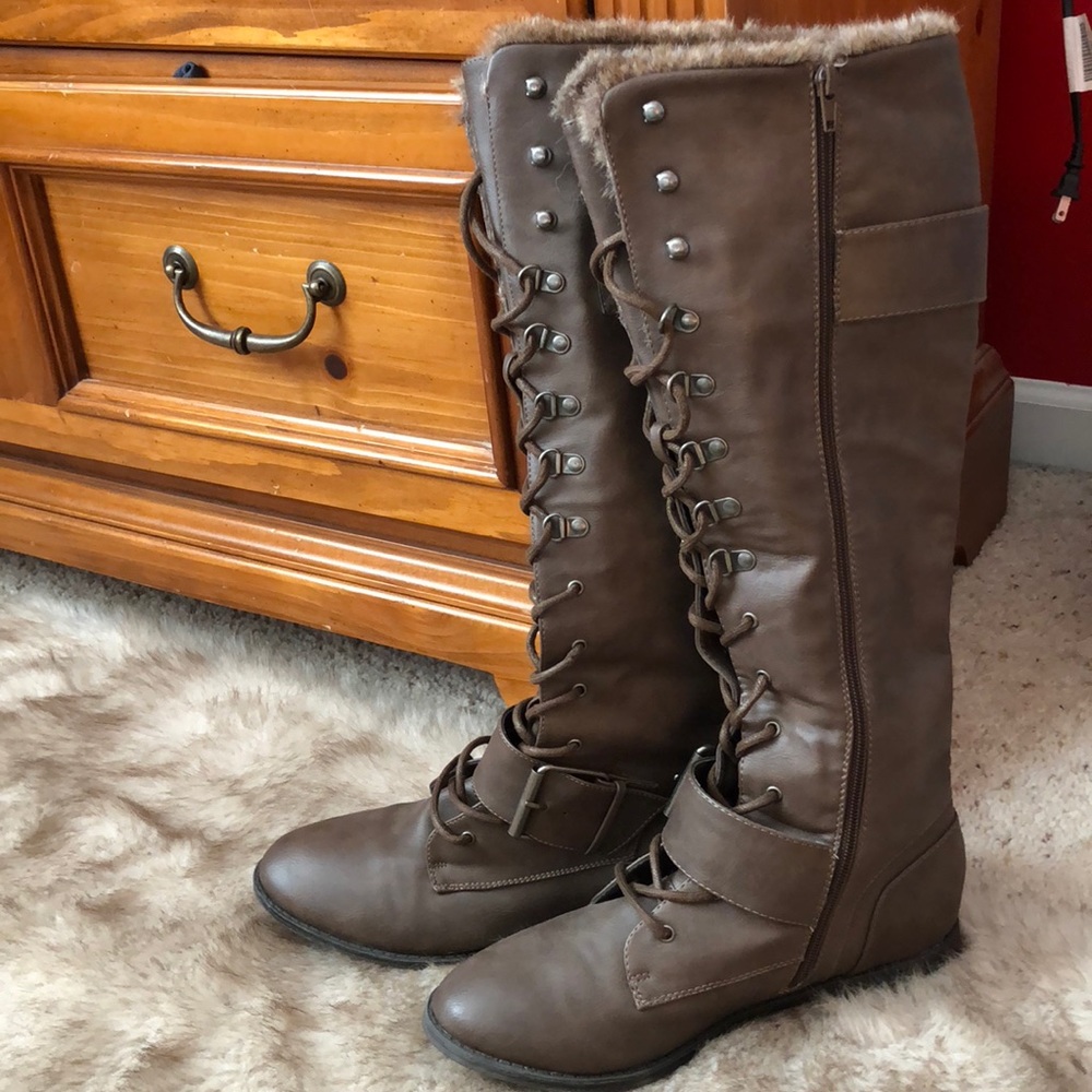 Riding boots